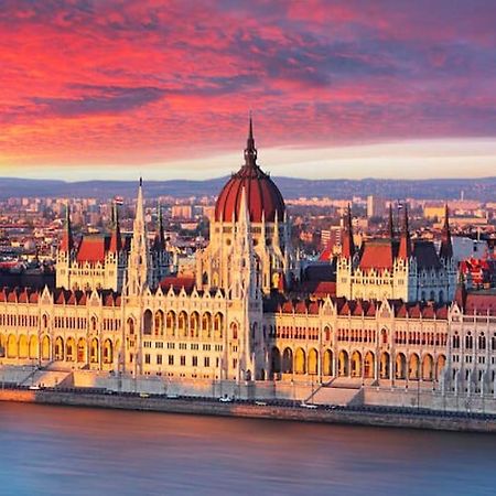 2Budapest Eye-Freegym And Sauna Luxury Home Εξωτερικό φωτογραφία
