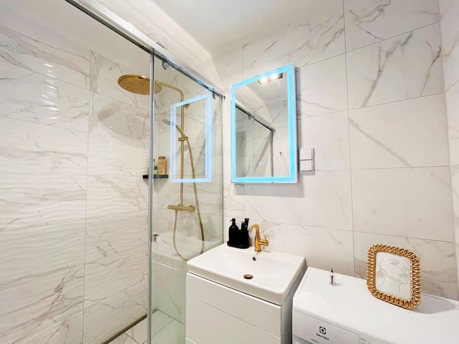 2Budapest Eye-Freegym And Sauna Luxury Home Εξωτερικό φωτογραφία
